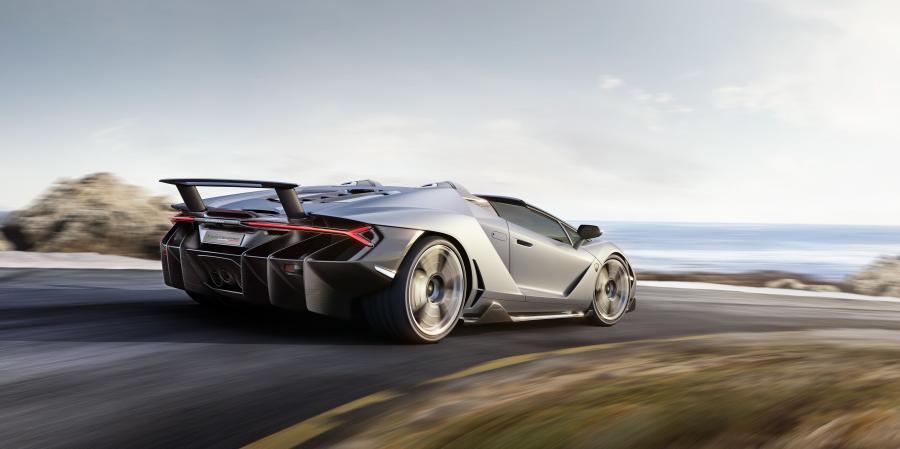  Lamborghini Centenario Roadster 2016 года  (фото 4 из 9)